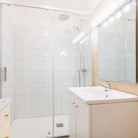Apartment Moderne Au Coeur De A 220m De La - Fr-1-4-596